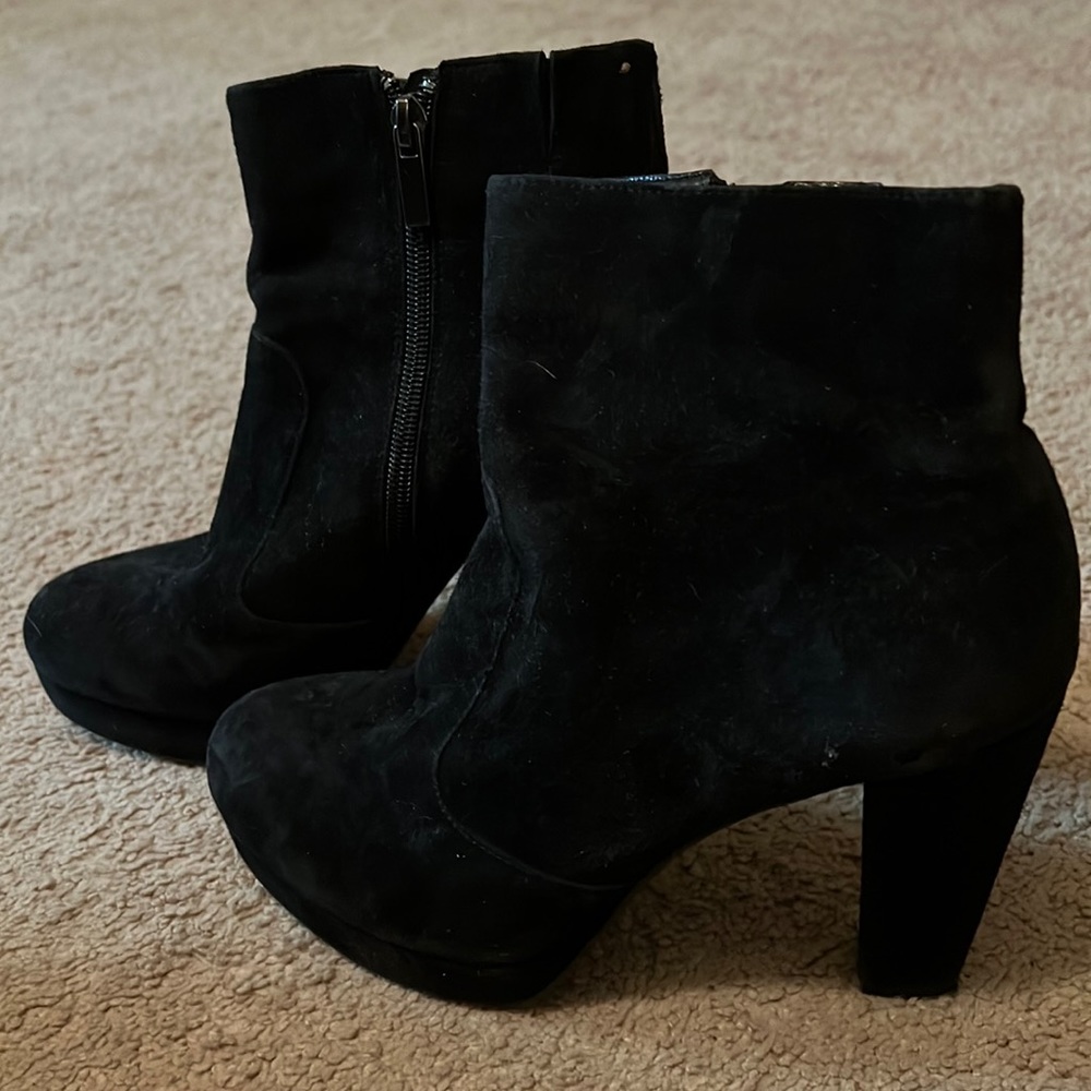 Black Steve Madden Heeled Booties Size 8